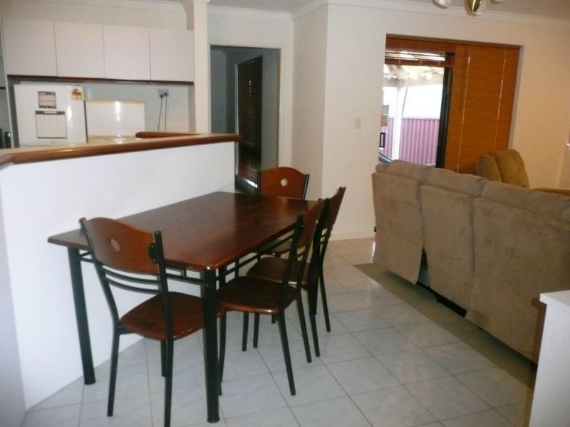 1 Planet Street, Dudley Park WA 6210