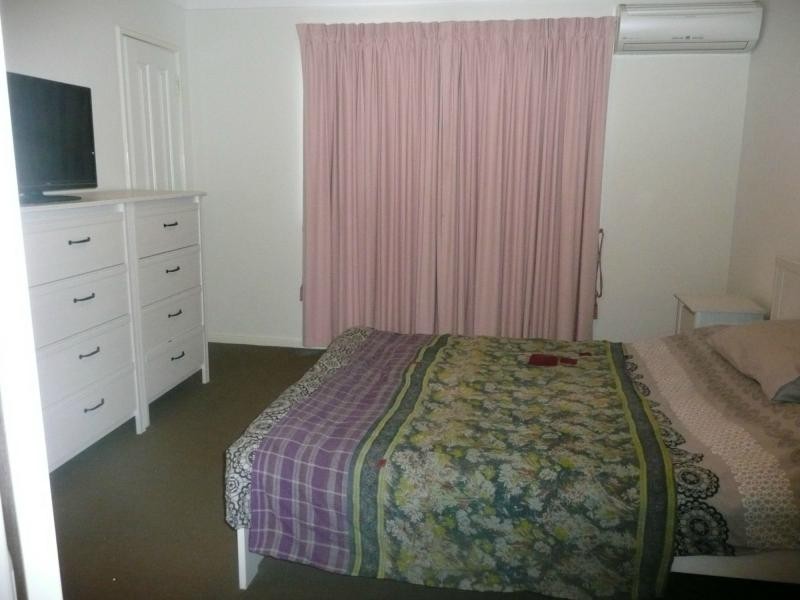 1 Planet Street, Dudley Park WA 6210