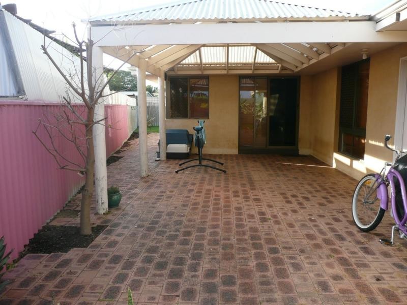 1 Planet Street, Dudley Park WA 6210