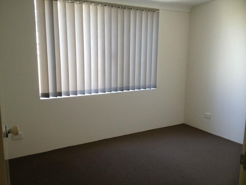 3 Evella Cove, Lakelands WA 6180