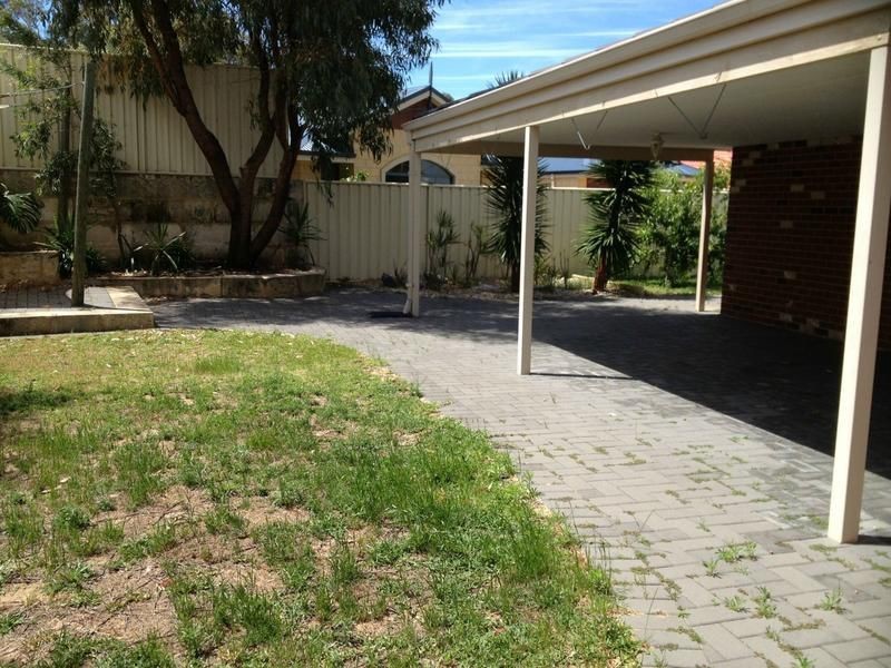 3 Evella Cove, Lakelands WA 6180