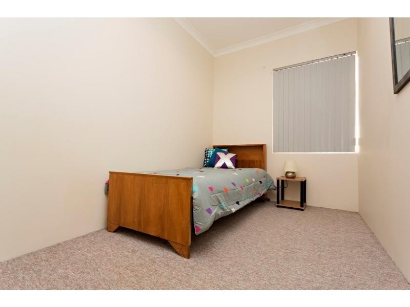 Unit 4/5-7 Oversby Street, Mandurah WA 6210