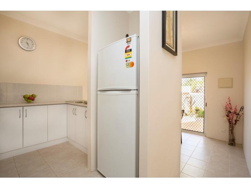 Unit 4/5-7 Oversby Street, Mandurah WA 6210