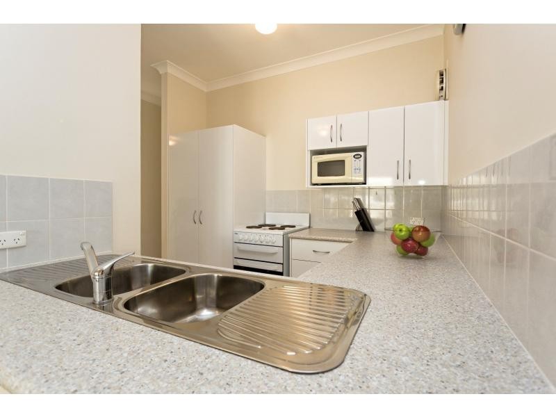 Unit 4/5-7 Oversby Street, Mandurah WA 6210