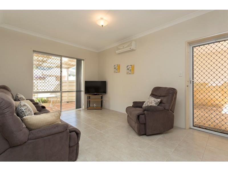 Unit 4/5-7 Oversby Street, Mandurah WA 6210