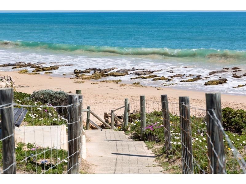 Unit 4/5-7 Oversby Street, Mandurah WA 6210