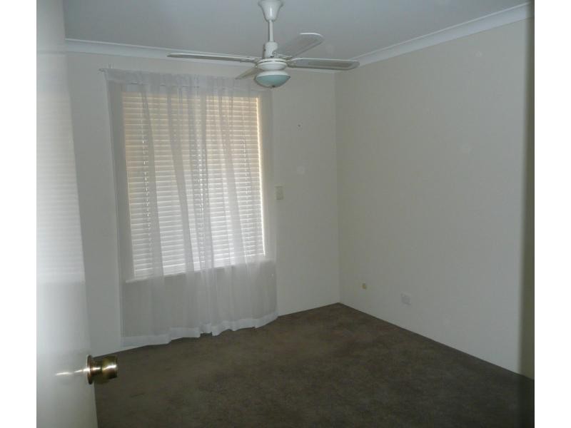 Unit 8/2 Loaring Street, Silver Sands WA 6210