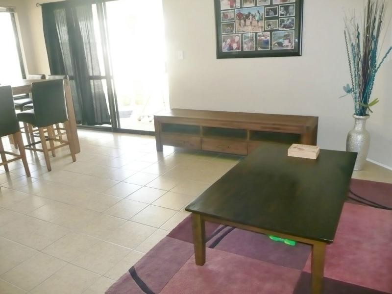 15 Highcliffe Circle, Lakelands WA 6180