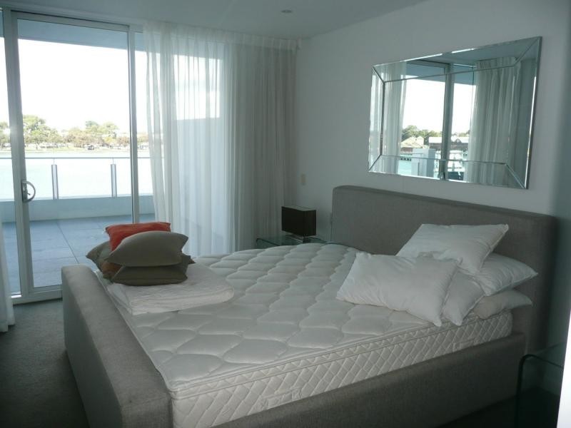 303/3 Marco Polo Drive, Mandurah WA 6210