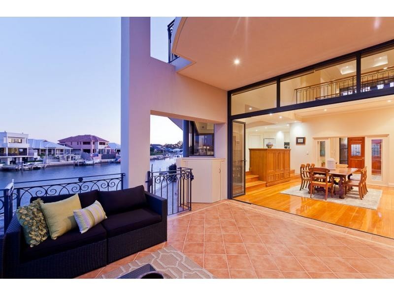 10 Santavea Mews, MANDURAH, Halls Head WA 6210