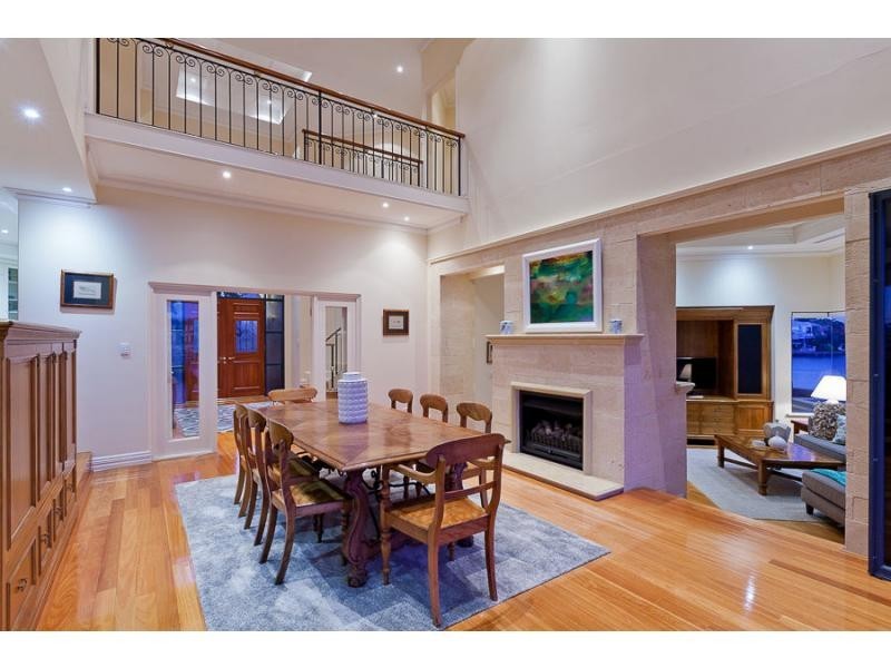 10 Santavea Mews, MANDURAH, Halls Head WA 6210