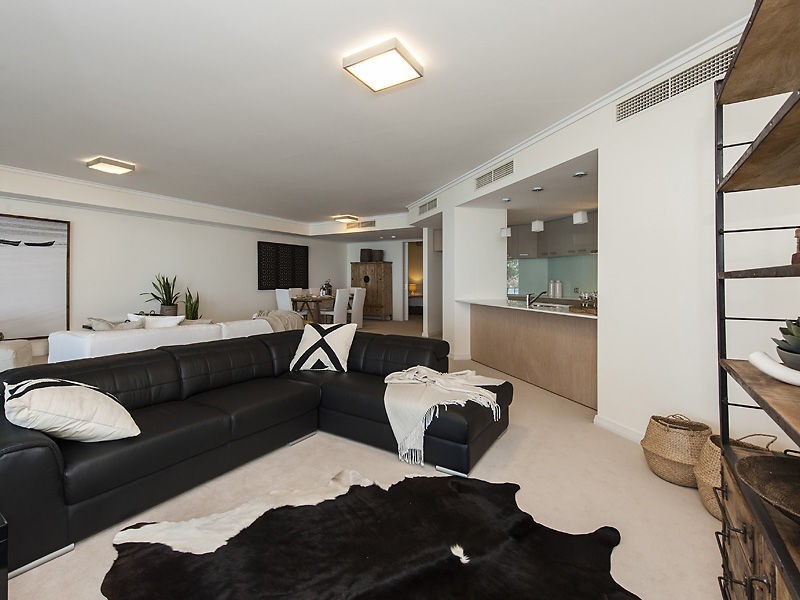 32/30 Sirrocco Drive, Mandurah WA 6210