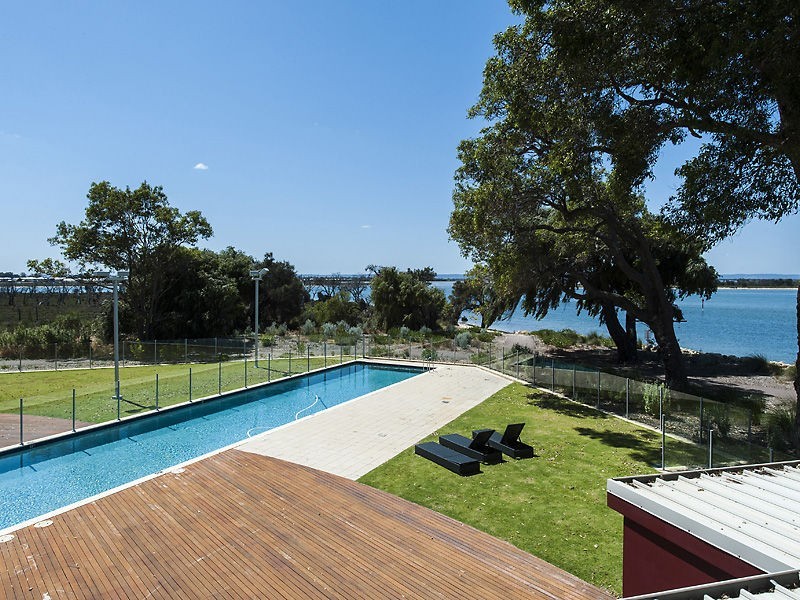 32/30 Sirrocco Drive, Mandurah WA 6210