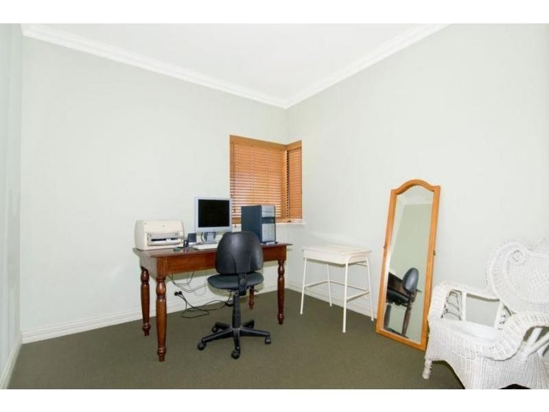 Unit 4/21 Pebble Beach Boulevard, Meadow Springs WA 6210