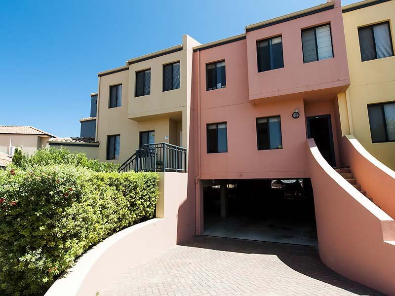 Unit 2/34 Village Mews, Wannanup WA 6210