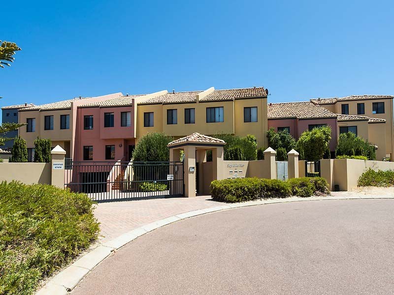 Unit 2/34 Village Mews, Wannanup WA 6210