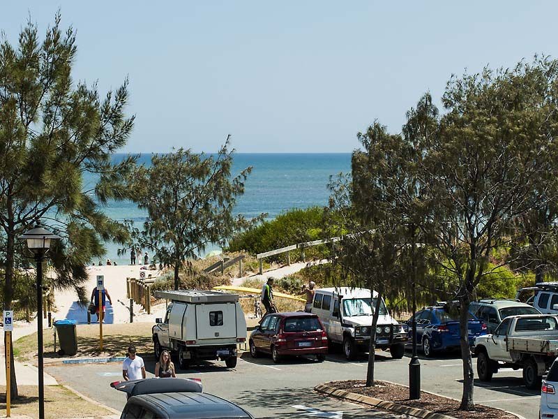 Unit 2/34 Village Mews, Wannanup WA 6210