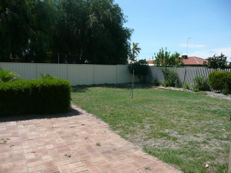 170 Wanjeep Road, Mandurah WA 6210