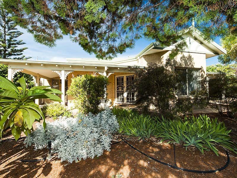 119 Fendam Street, Warnbro WA 6169