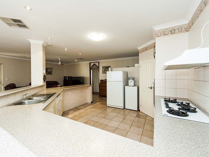 119 Fendam Street, Warnbro WA 6169