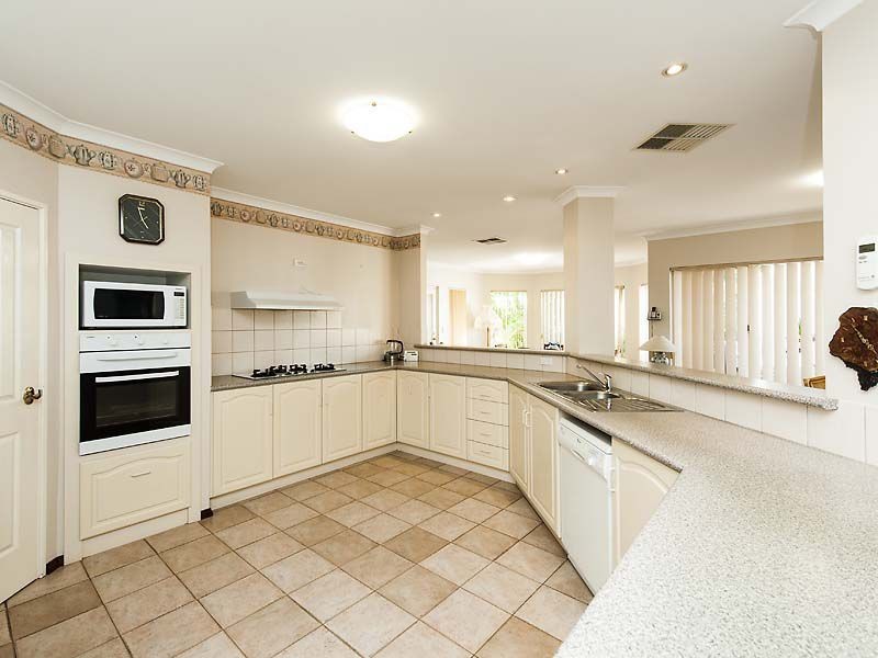 119 Fendam Street, Warnbro WA 6169