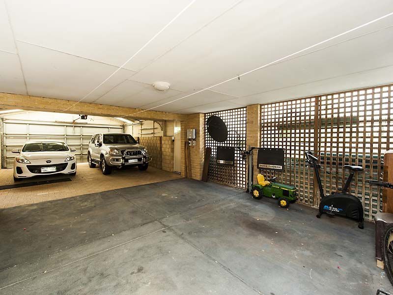 119 Fendam Street, Warnbro WA 6169