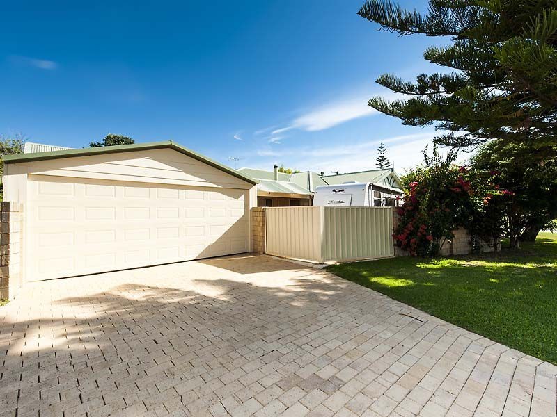 119 Fendam Street, Warnbro WA 6169