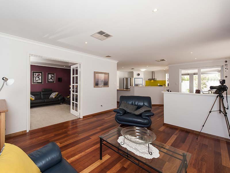 3 Onslow Court, Erskine WA 6210