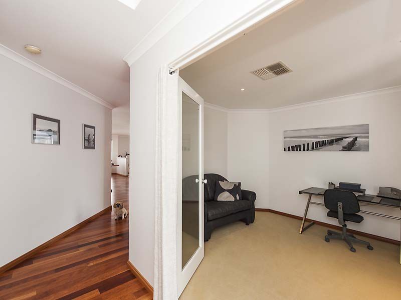 3 Onslow Court, Erskine WA 6210