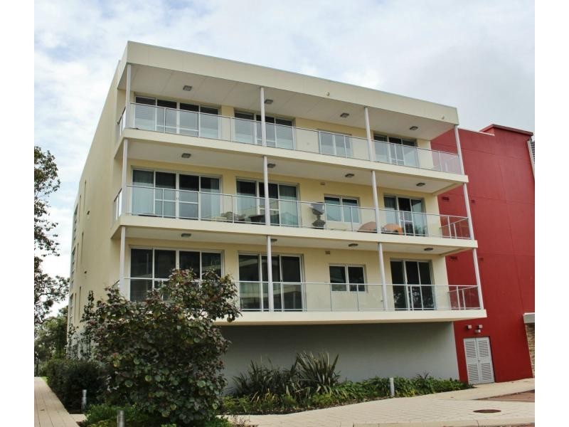 18/30 Sirocco Drive, Mandurah WA 6210