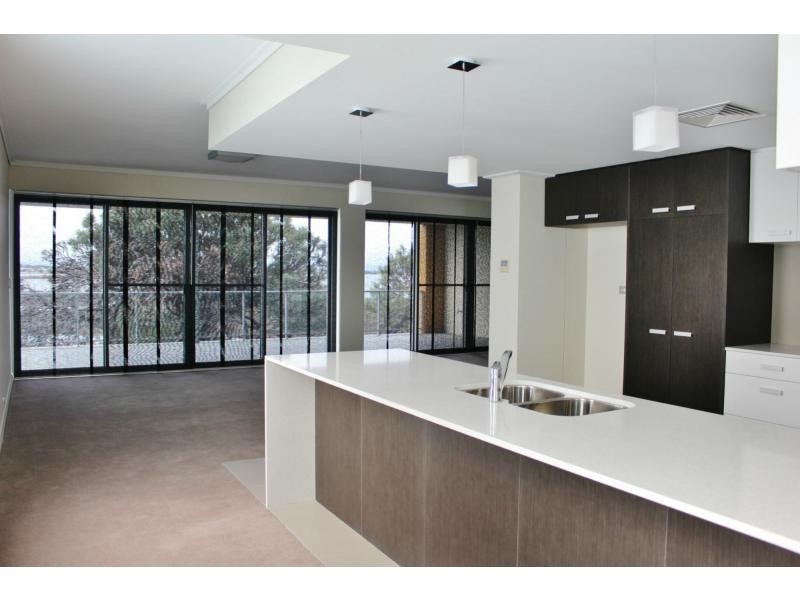 18/30 Sirocco Drive, Mandurah WA 6210
