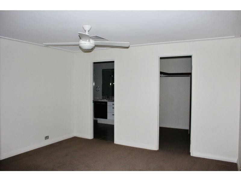 18/30 Sirocco Drive, Mandurah WA 6210