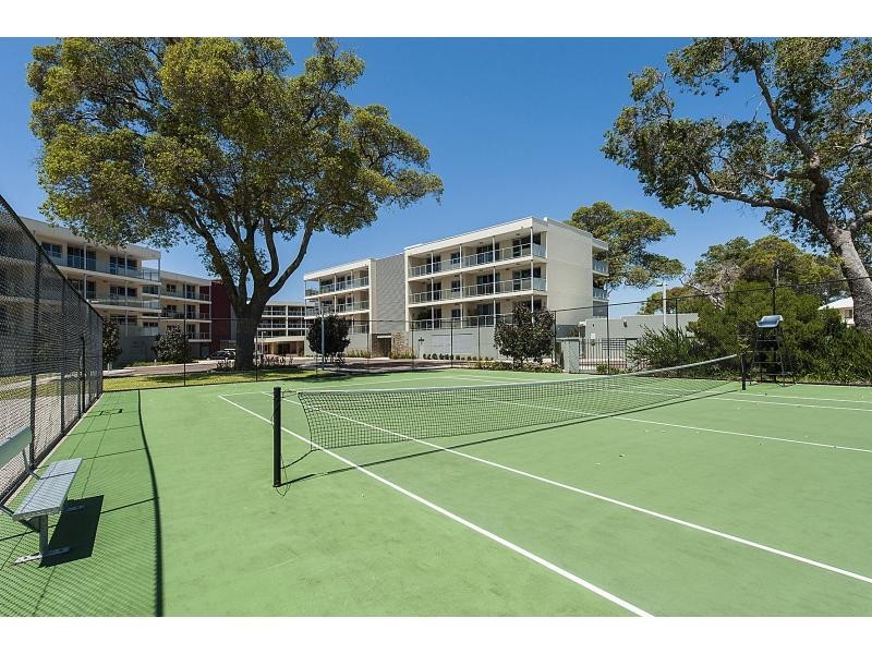 18/30 Sirocco Drive, Mandurah WA 6210