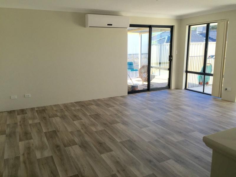 27 Kerkeri Heights, Lakelands WA 6180