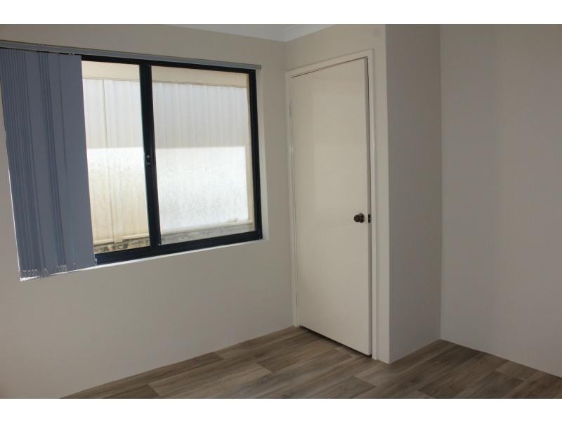 27 Kerkeri Heights, Lakelands WA 6180