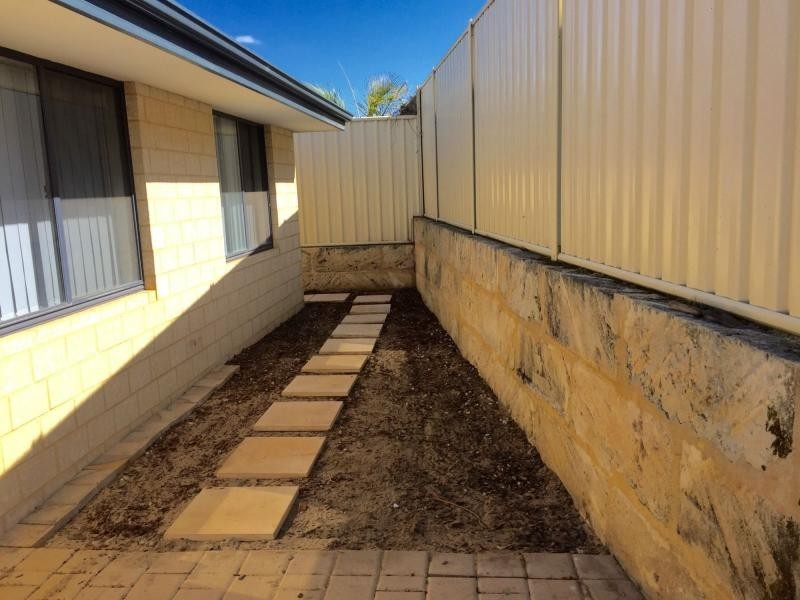 27 Kerkeri Heights, Lakelands WA 6180