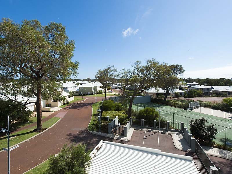 12/30 Sirrocco Drive, MANDURAH, Erskine WA 6210