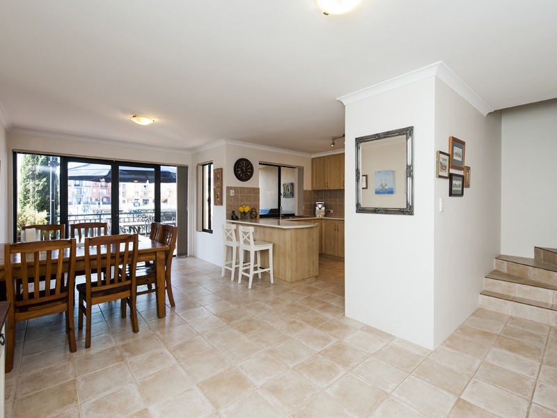 Unit 12/69 Westview Parade, Wannanup WA 6210