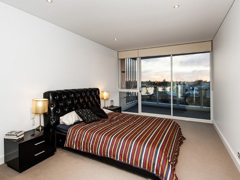 Unit 603/1 Marco Polo Drive, Mandurah WA 6210