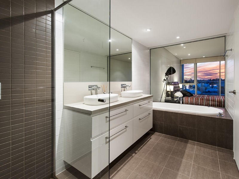 Unit 603/1 Marco Polo Drive, Mandurah WA 6210