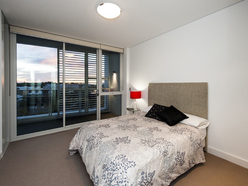 Unit 603/1 Marco Polo Drive, Mandurah WA 6210