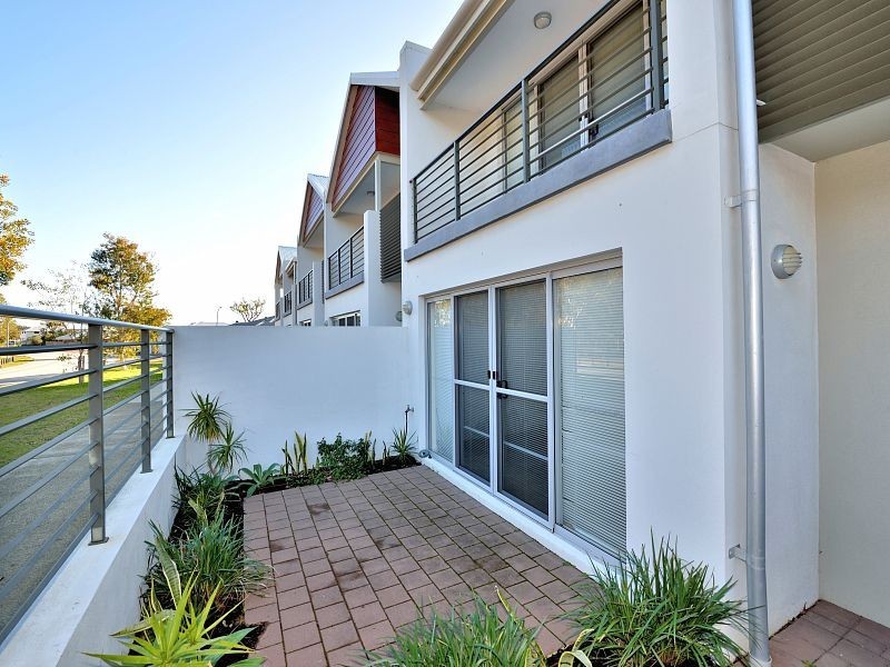 8/5 Bower Drive, Erskine WA 6210