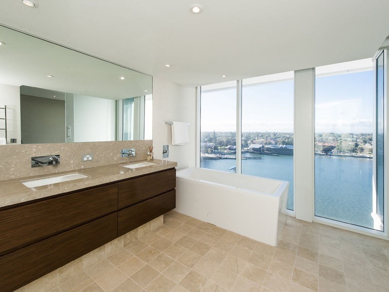 Unit 706/1 Marco Polo Drive, Mandurah WA 6210