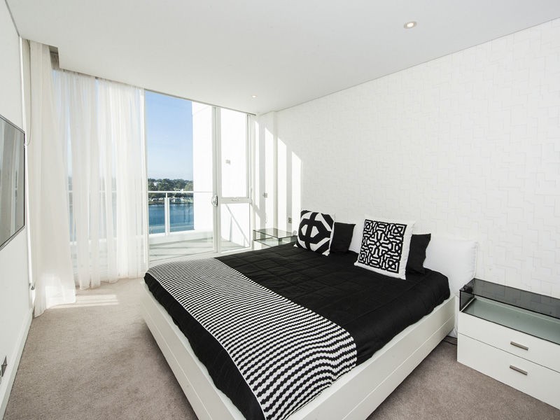 Unit 706/1 Marco Polo Drive, Mandurah WA 6210