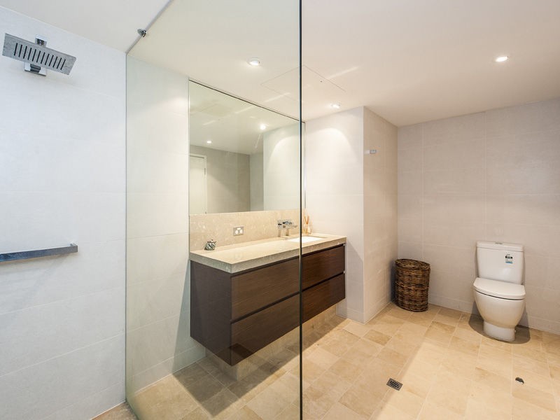 Unit 706/1 Marco Polo Drive, Mandurah WA 6210