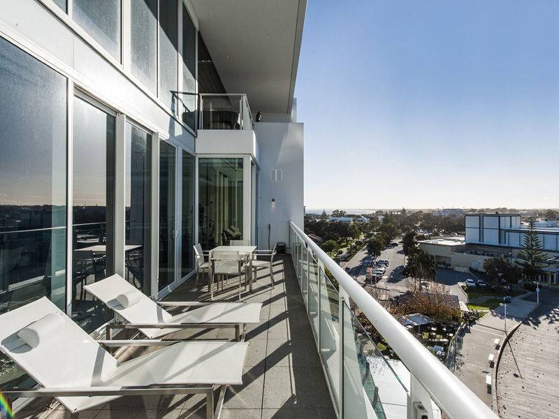 Unit 706/1 Marco Polo Drive, Mandurah WA 6210