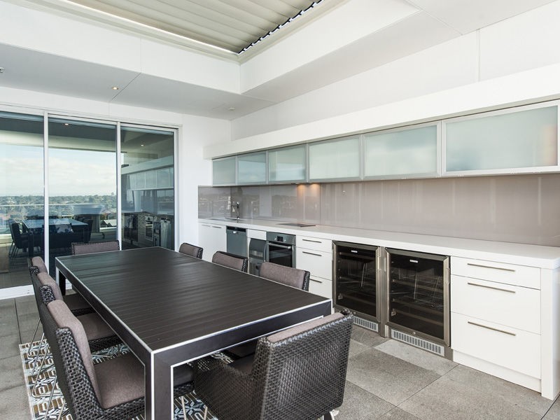 Unit 706/1 Marco Polo Drive, Mandurah WA 6210