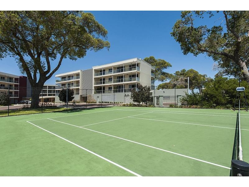 18/30 Sirocco Drive, Erskine WA 6210