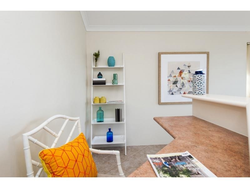 27 Genevieve Court, Halls Head WA 6210