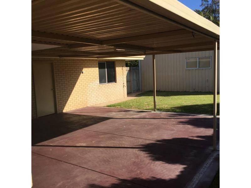29 Kookerbrook Street, Dudley Park WA 6210